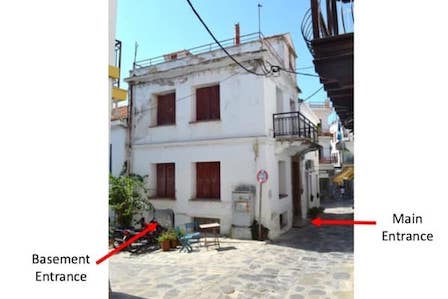A Traditional Skopelos Town House - Waiting for Renovation -Topos Real Estate
