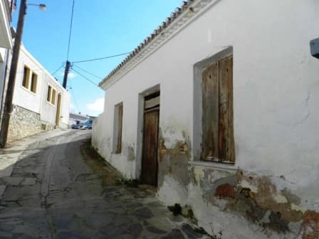 House with Courtyard - Easy Access - Ideal for Couples-1-Topos Real Estate