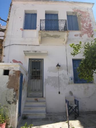 Ideal Cluster of Houses and Land for Renovation - Skopelos Town-2-Topos Real Estate