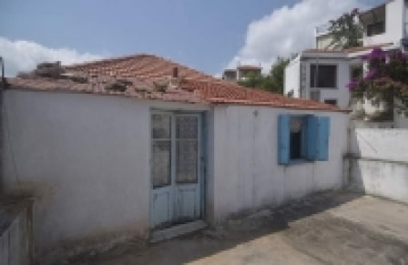 Skopelos Town House - Great Views - Needs Renovation-5-Topos-Real-Estate-32554