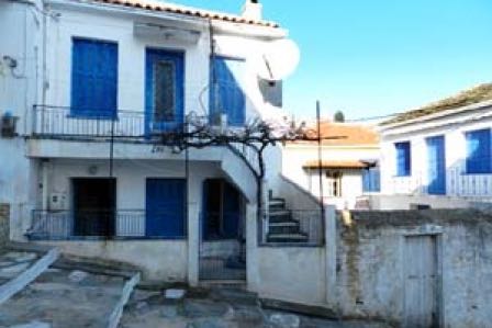 Skopelos-Town-House-Private-Courtyard-Topos Real Estate - 32645