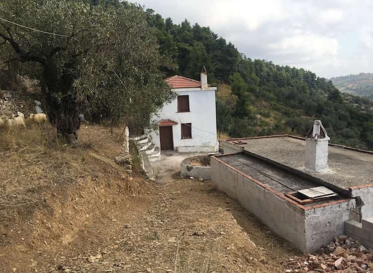 Old Farm House for Sale-Topos Real Estate_3