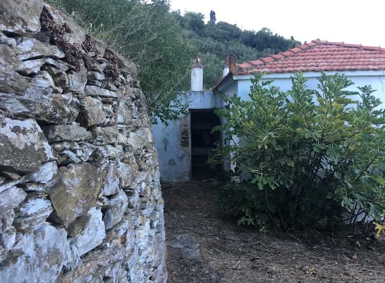 Old Farm House for Sale-Topos Real Estate_4