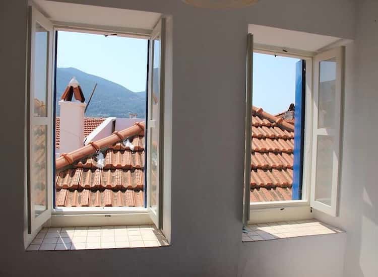 Skopelos Town House-Private Courtyard - Semi-Detached_Topos Real Estate_32719_04