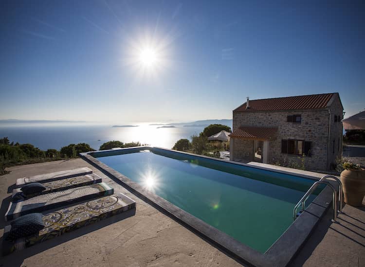 3 Villa Complex with Stunning Sunset Views_Topos Real Estate_06