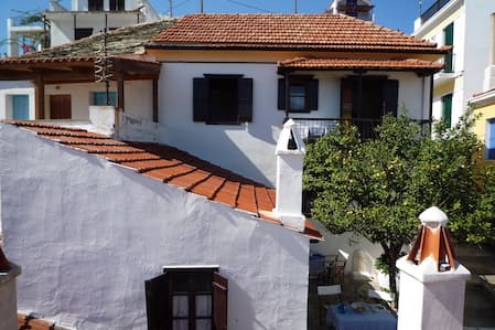 Stunning Large Villa in Skopelos Town