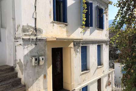 Large Classic Town House - Steps from Skopelos Waterfront and Port Area-Topos Real Estate