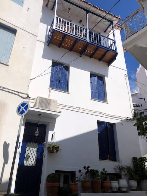 Large, Traditional House in the Heart of Skopelos_32112_TOPOSREALEASTE_00002