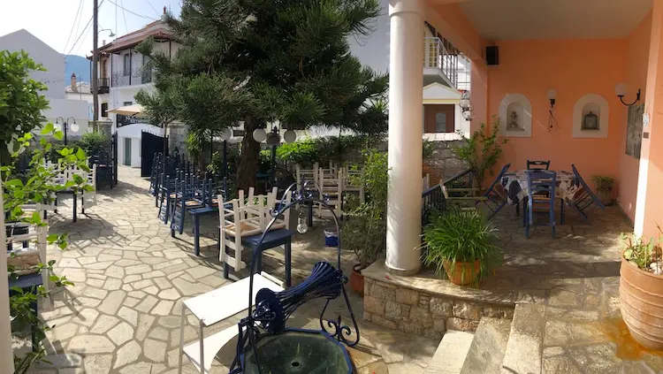 Large Commercial Property with Yard in Skopelos_ToposRealEstate_32158_00002